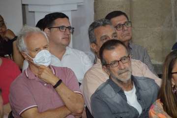 El PSOE rinde homenaje al exconcejal José Alcaraz/TA.